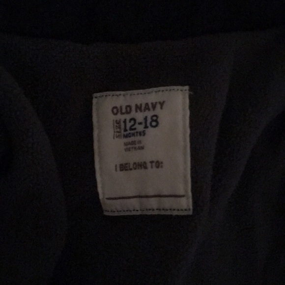Old navy black puffer jacket - Picture 2 of 2
